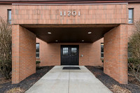 11201-Sandusky-St-_101-Perrysburg-OH-43551-WindowStill-17